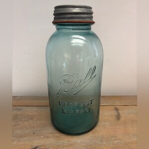 Vintage 1910~1923 BALL PERFECT MASON BLUE 1/2 HALF GALLON Canning Jar ~ Mold #3